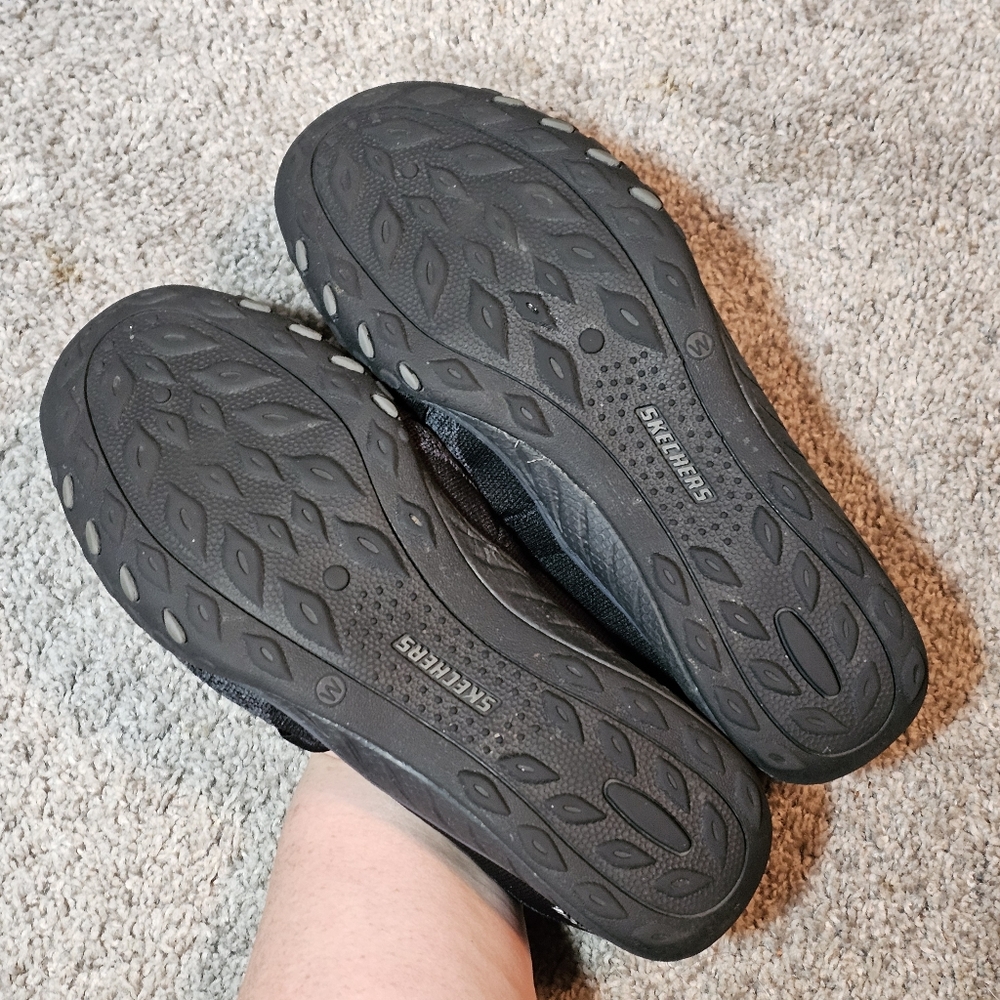 8.5 Wide Skechers Breathe Easy Lucky Lady Mary Jane Flats Black Gray - Picture 8 of 10